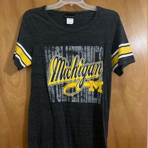 Women’s Michigan Wolverines Shirt - Size Large